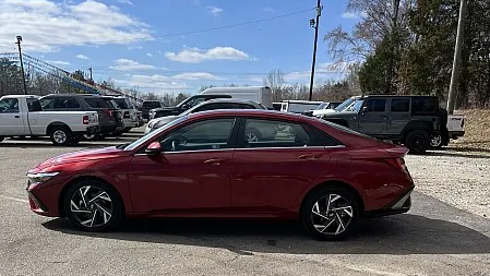 2025 Hyundai ELANTRA SEL Convenience