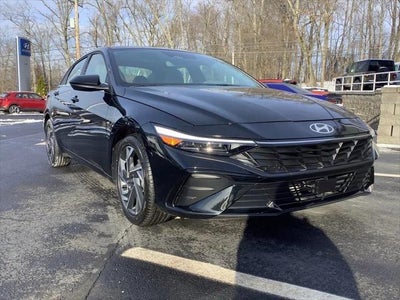 Photo of a 2025 Hyundai Elantra SEL Convenience 4DR Sedan for sale