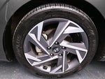 2025 Elantra Thumbnail 18