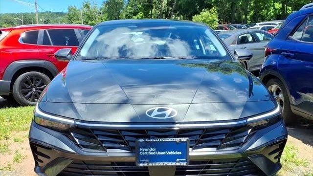 2025 Hyundai ELANTRA SEL Convenience