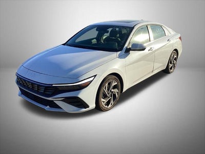 2025 Hyundai Elantra SEL Convenience 4DR Sedan