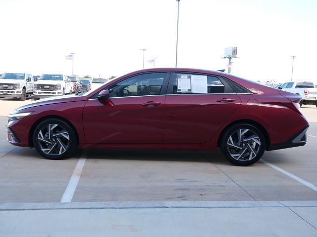 2025 Hyundai Elantra - $19,904