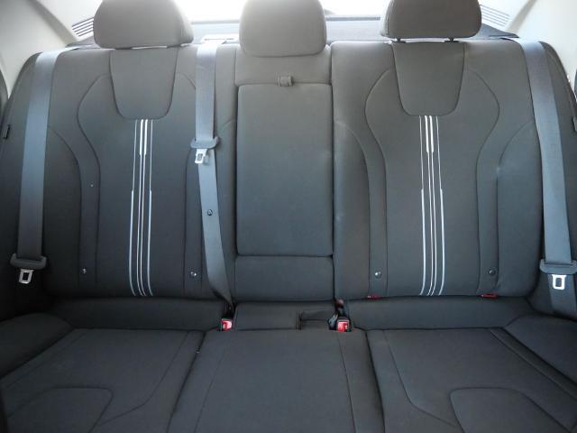 2025 Hyundai Elantra - $19,904