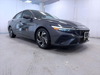 Photo of a 2025 Hyundai Elantra SEL Convenience 4DR Sedan for sale