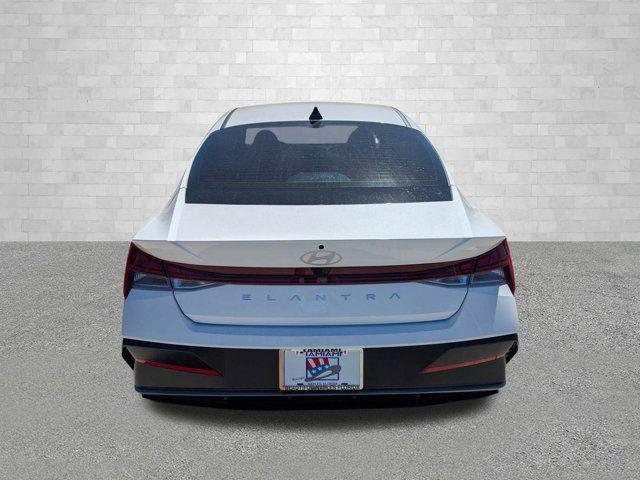 2025 Hyundai Elantra - $25,435
