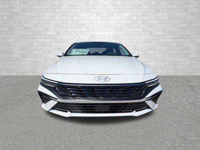 2025 Hyundai Elantra - $25,435