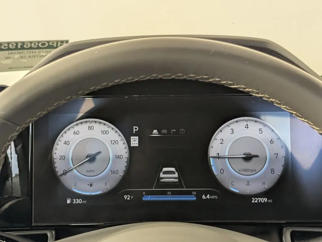 2025 Hyundai Elantra - $19,300