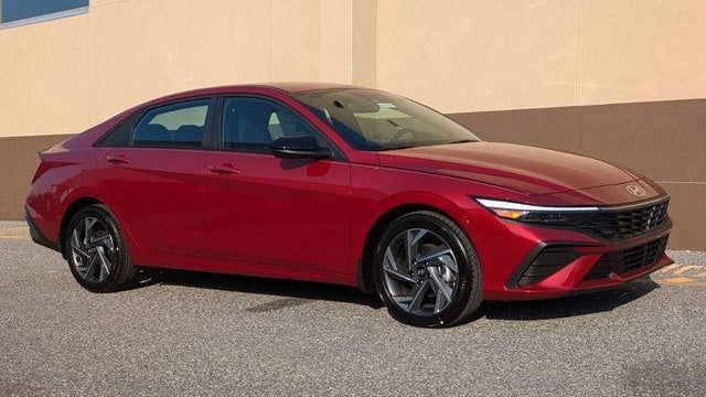 Preowned 2025 Hyundai ELANTRA SEL Convenience for Sale