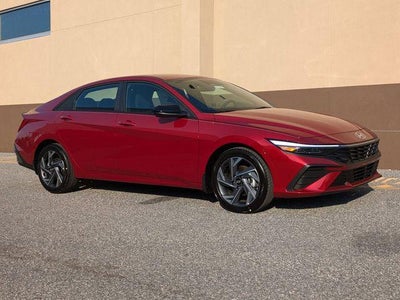 Photo of a 2025 Hyundai Elantra SEL Convenience 4DR Sedan for sale