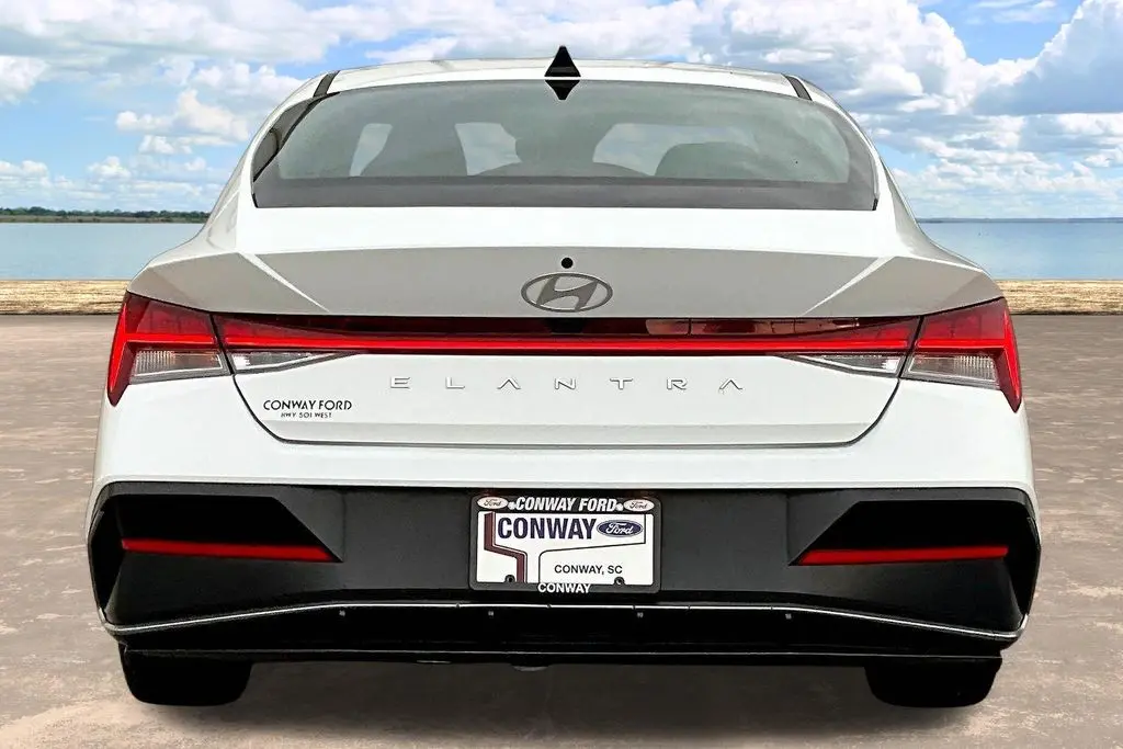 2025 Hyundai Elantra - $20,850
