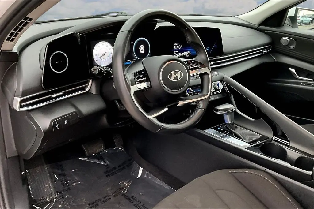2025 Hyundai Elantra - $20,850