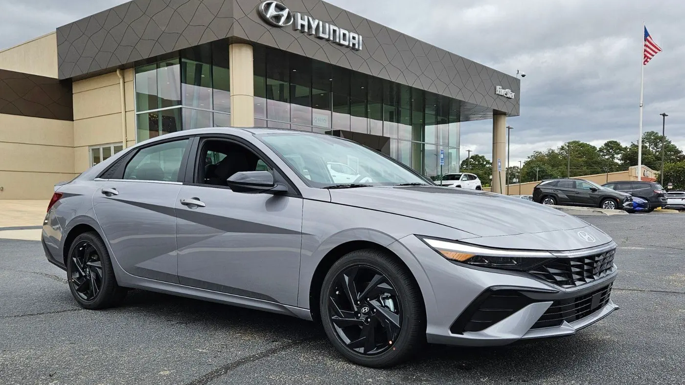 Preowned 2026 Hyundai ELANTRA SEL Sport Premium for Sale