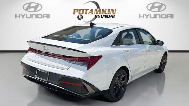 2026 Hyundai ELANTRA SEL Sport Premium
