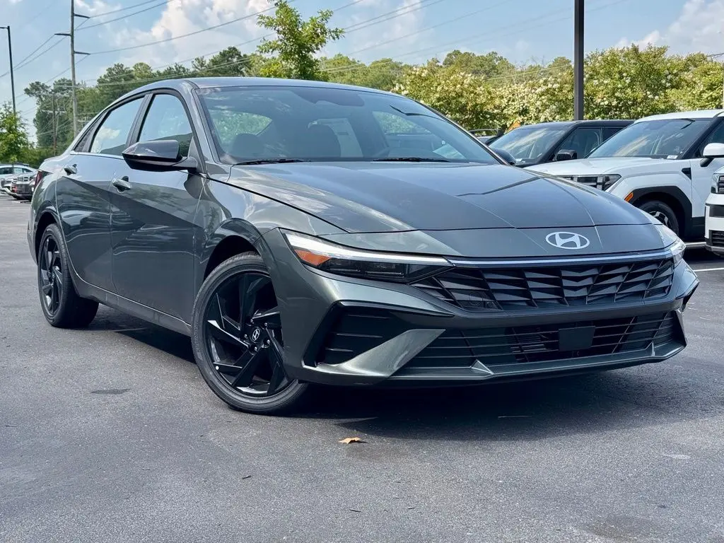 2026 Hyundai Elantra - $24,332