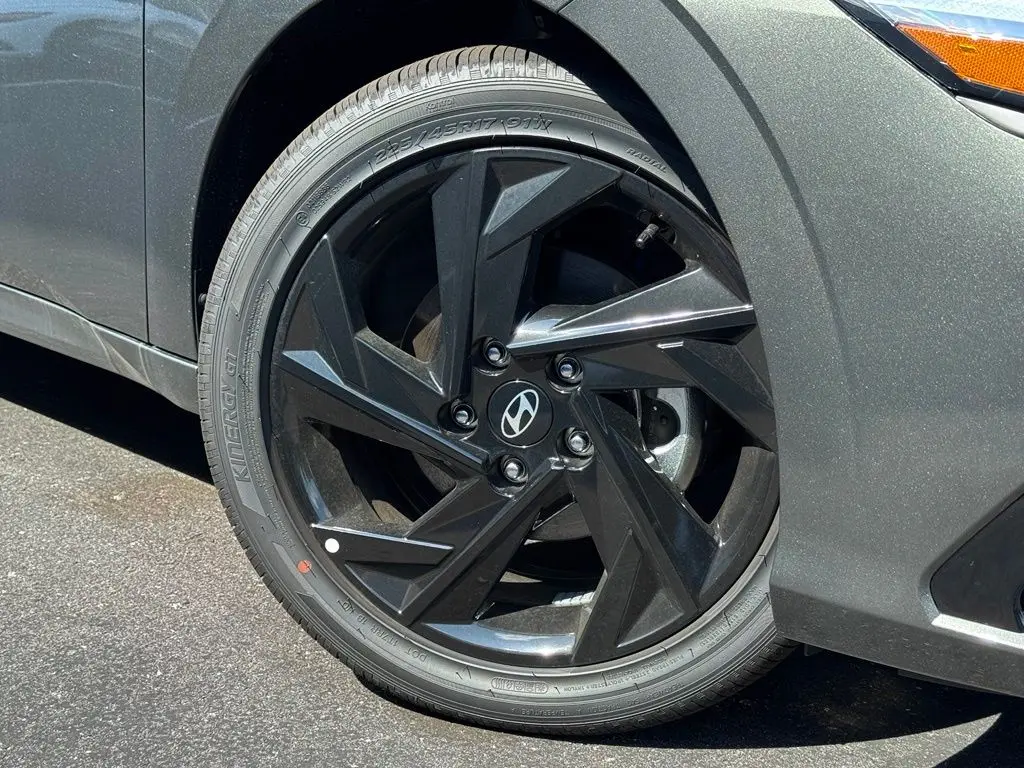 2026 Hyundai Elantra - $24,332