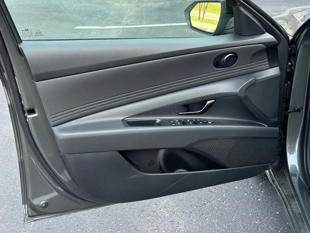 2026 Hyundai Elantra - $24,332