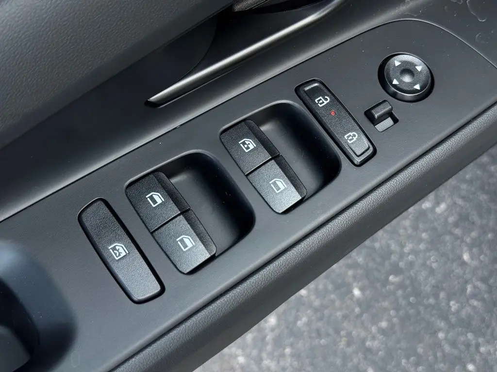 2026 Hyundai Elantra - $24,332