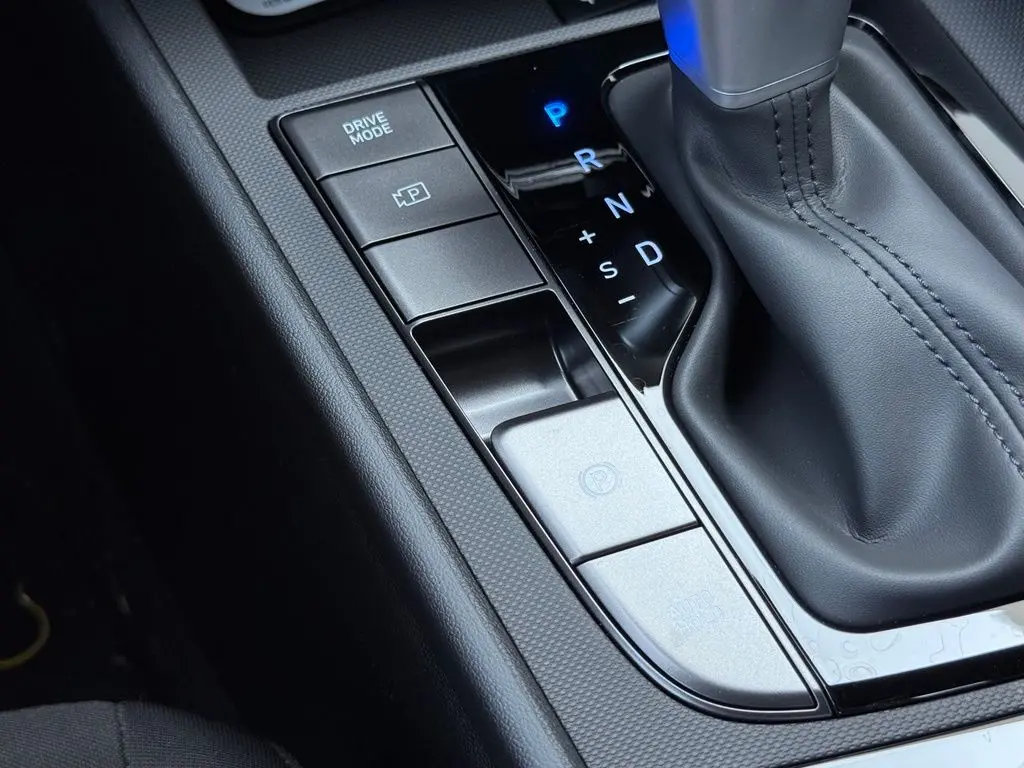2026 Hyundai Elantra - $24,332