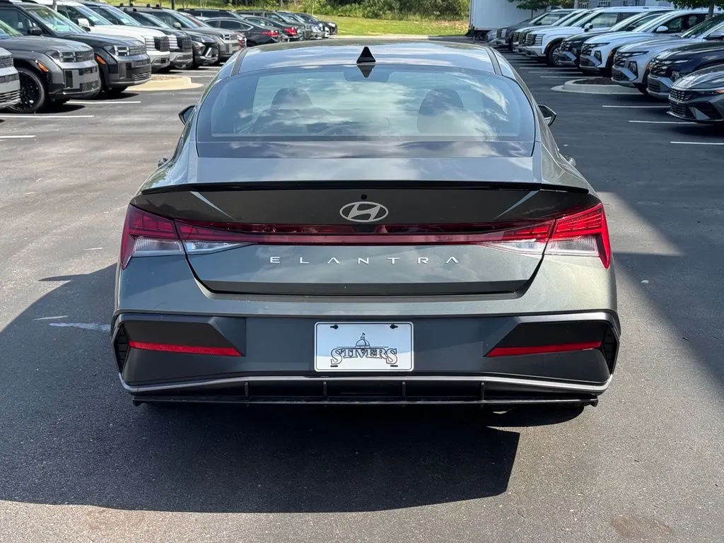 2026 Hyundai Elantra - $24,332