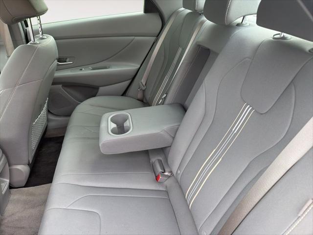 2025 Hyundai Elantra - $21,837