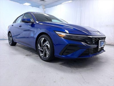 2025 Hyundai Elantra SEL Convenience 4DR Sedan