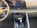 2025 Elantra Thumbnail 21
