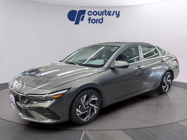 2025 Hyundai Elantra - $23,990