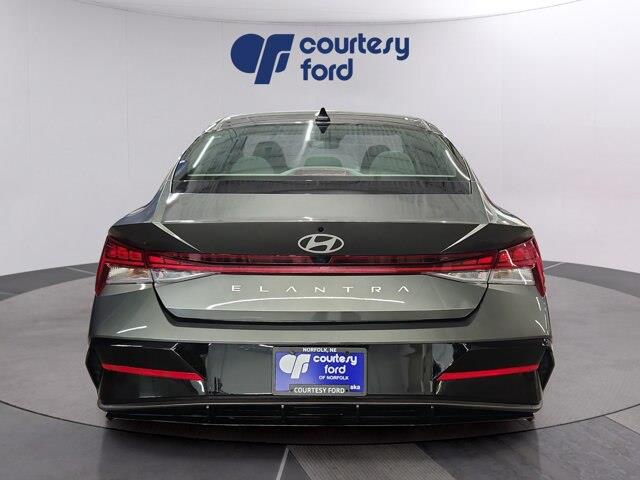 2025 Hyundai Elantra - $23,990