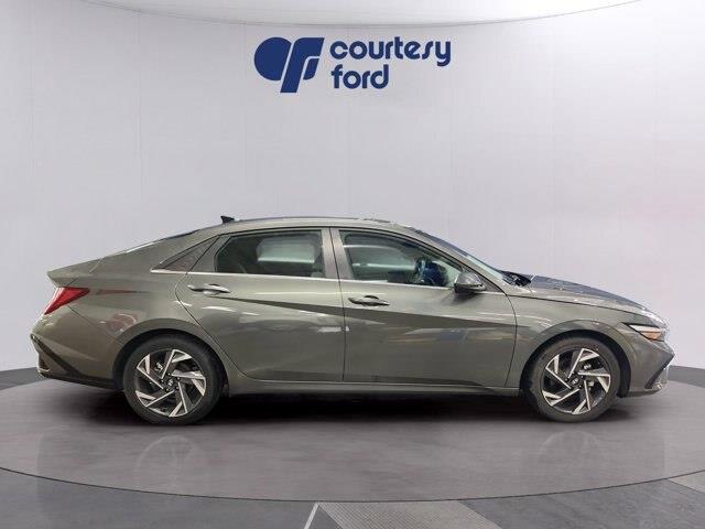 2025 Hyundai Elantra - $23,990