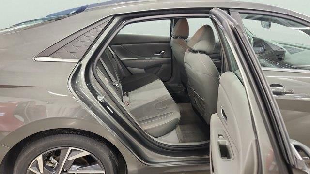 2025 Hyundai Elantra - $23,990