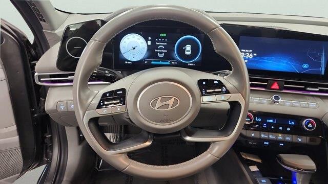 2025 Hyundai Elantra - $23,990