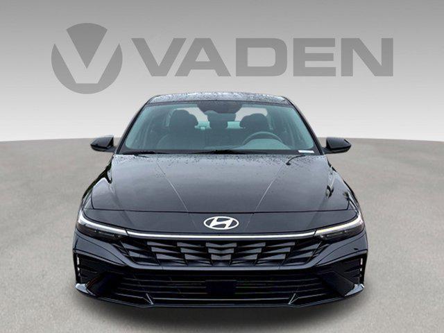 2025 Hyundai Elantra - $21,633