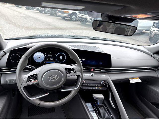 2025 Hyundai Elantra - $21,633