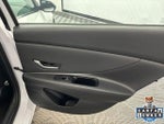2025 Elantra Thumbnail 16