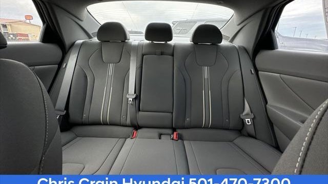 2025 Hyundai ELANTRA SEL Convenience