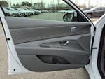 2025 Elantra Thumbnail 4