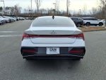 2025 Elantra Thumbnail 19