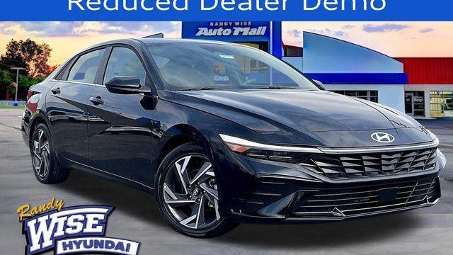 Preowned 2025 Hyundai ELANTRA SEL Convenience for Sale