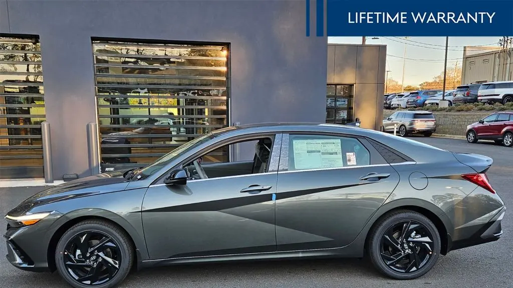2026 Hyundai ELANTRA SEL Sport Premium