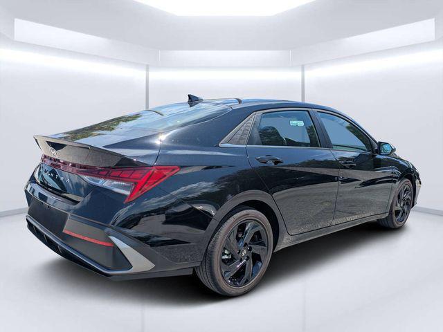 2026 Hyundai Elantra - $21,000