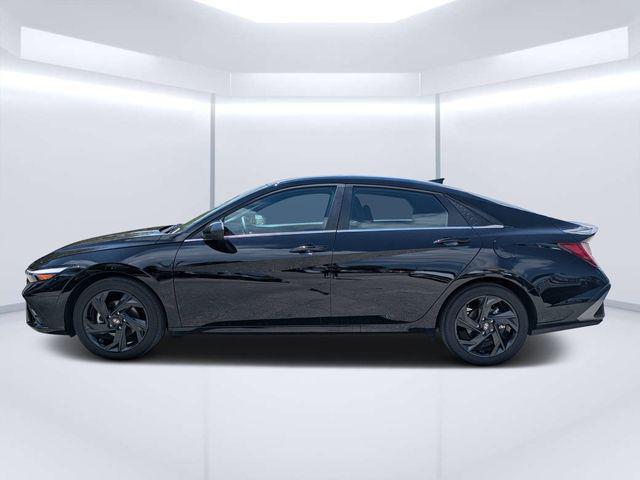 2026 Hyundai Elantra - $21,000