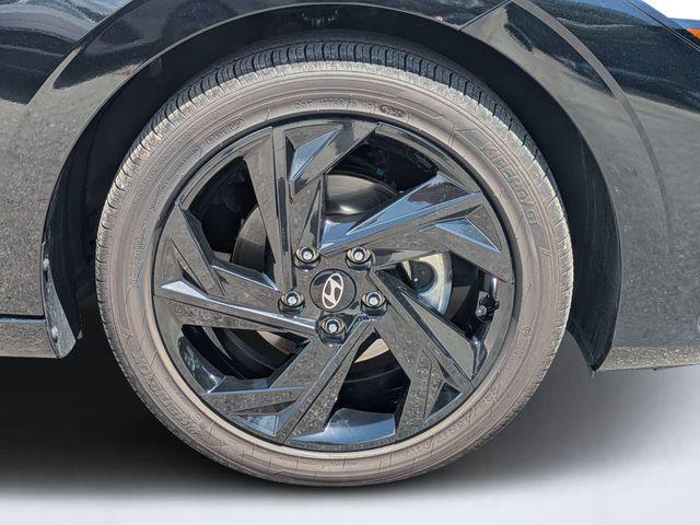 2026 Hyundai Elantra - $21,000