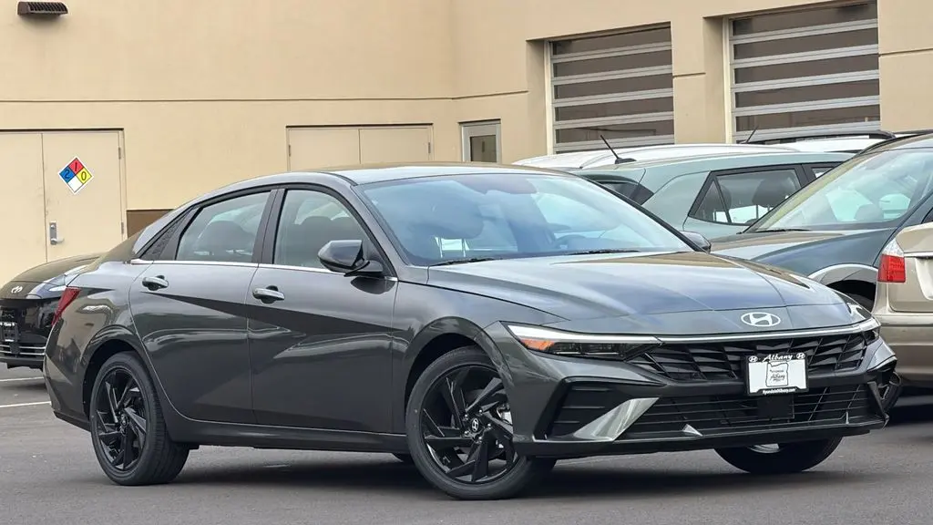 2026 Hyundai ELANTRA SEL Sport Premium