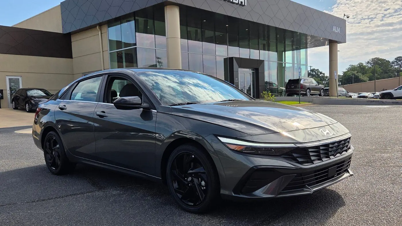 Preowned 2026 Hyundai ELANTRA SEL Sport Premium for Sale