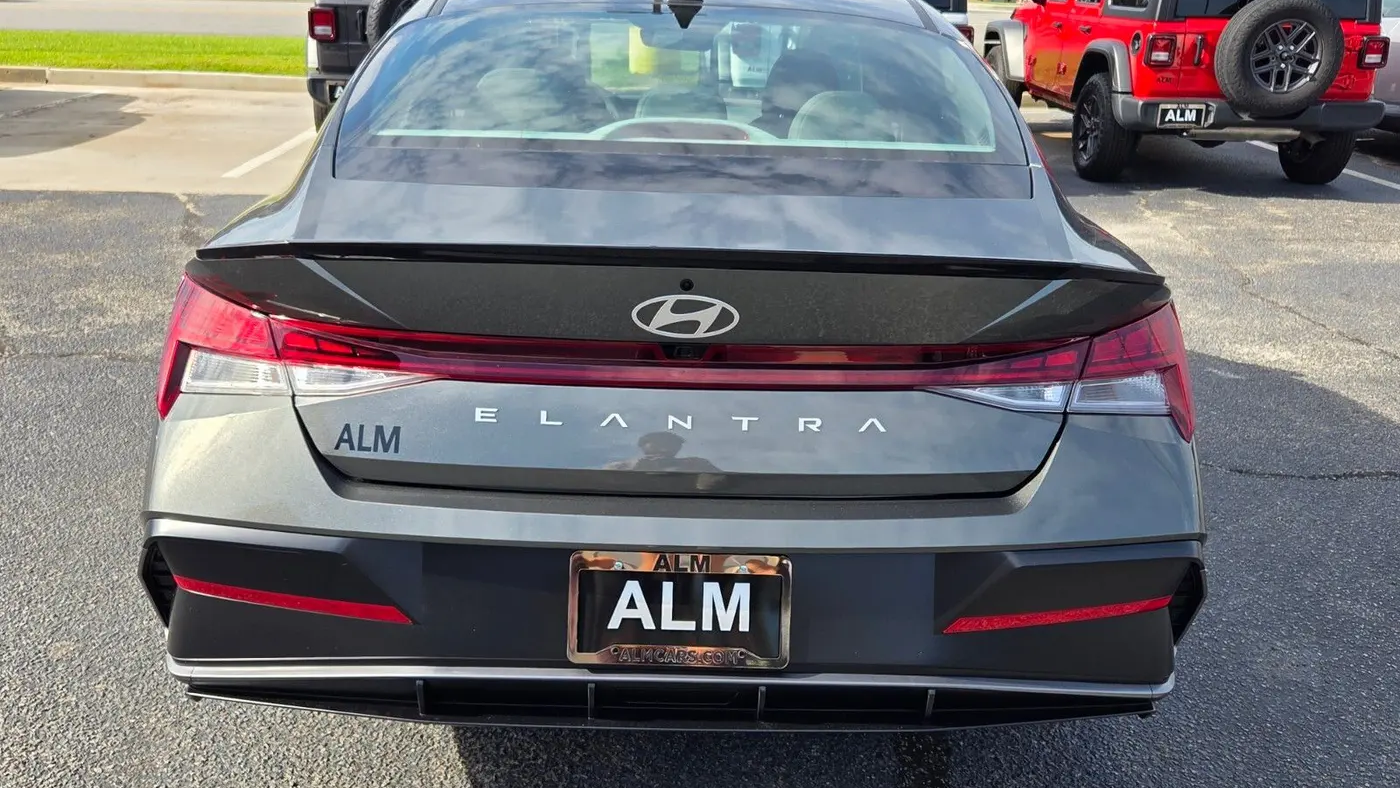 2026 Hyundai ELANTRA SEL Sport Premium