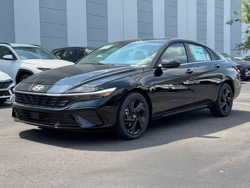 2026 Hyundai Elantra - $24,343