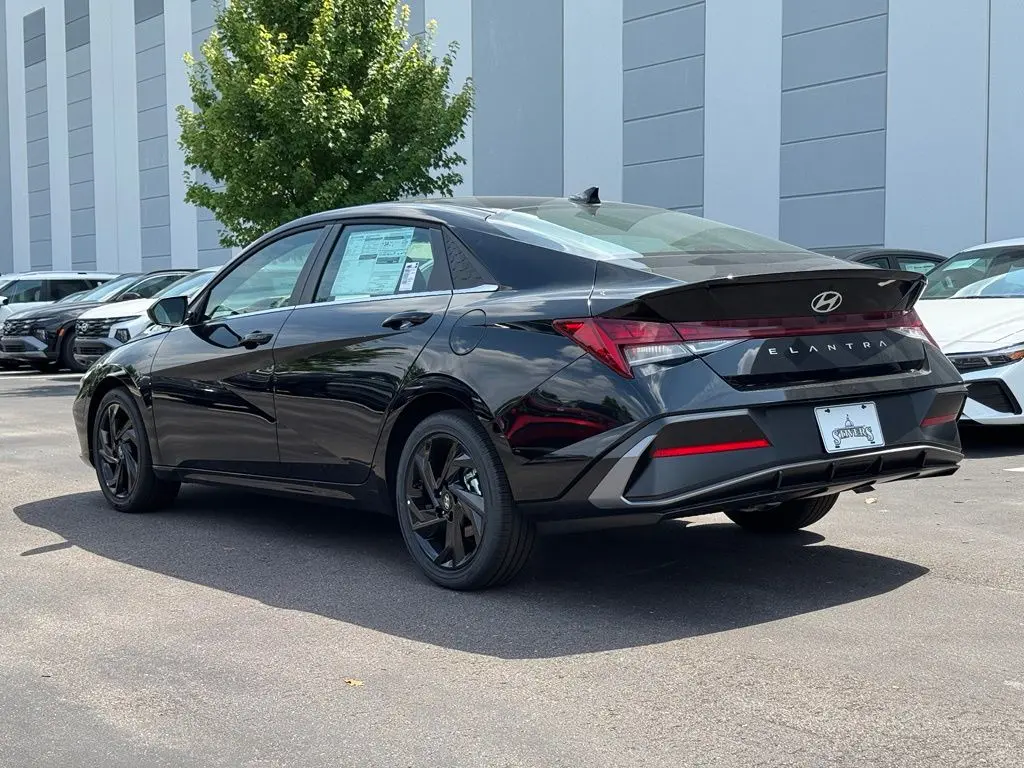 2026 Hyundai Elantra - $24,343