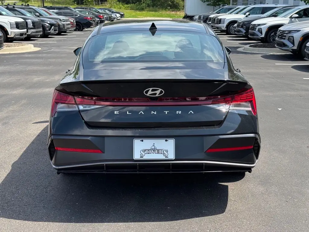 2026 Hyundai Elantra - $24,343
