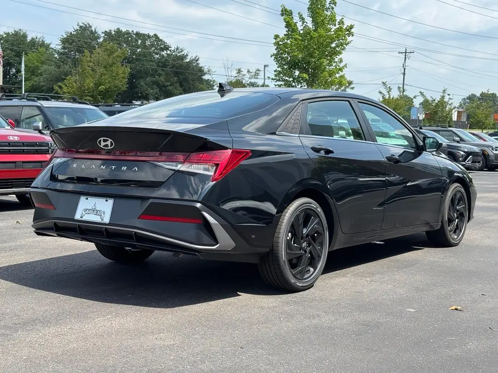2026 Hyundai Elantra - $24,343