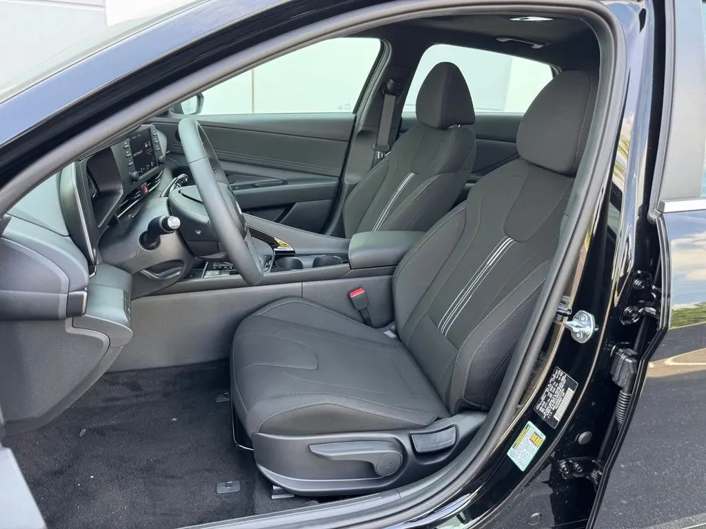 2026 Hyundai Elantra - $24,343